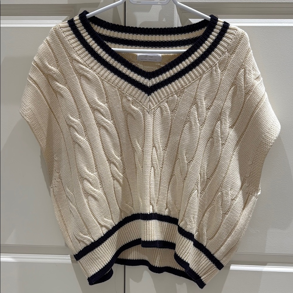 OAK + FORT Cream/Blue Cable Knit V-Neck Sweater